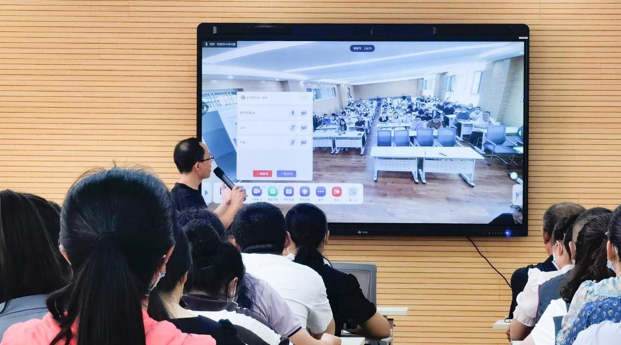 信阳市第十三小学：智慧教育平台助力教学革新开启教育高质量发展新篇章