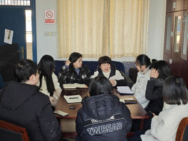 合肥市蚌埠路第五小学科技创新·智慧教育双师名师工作室召开工作部署会议