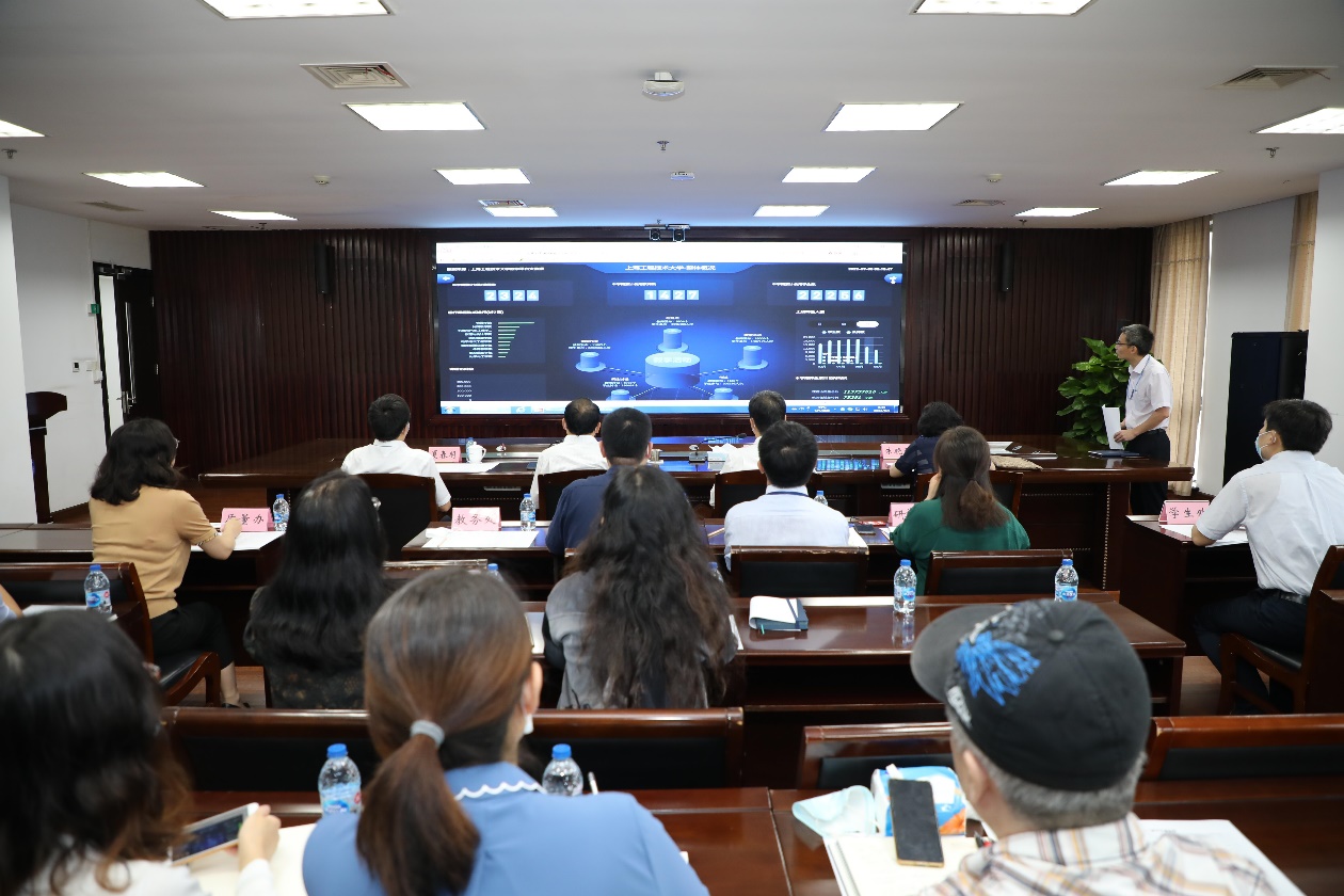 国家智慧教育平台 20 智能版上线支持 AI 智能搜索等