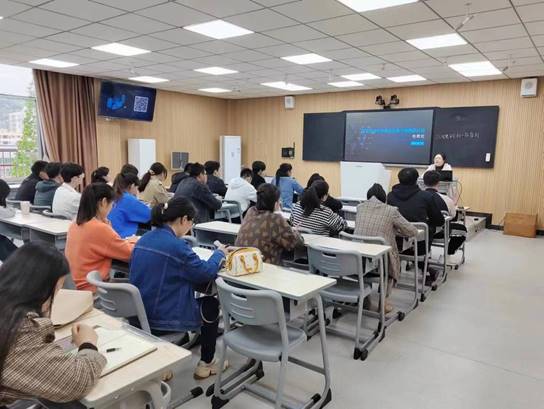 两校携手共享AI智慧课程创新教育模式激发学生潜能